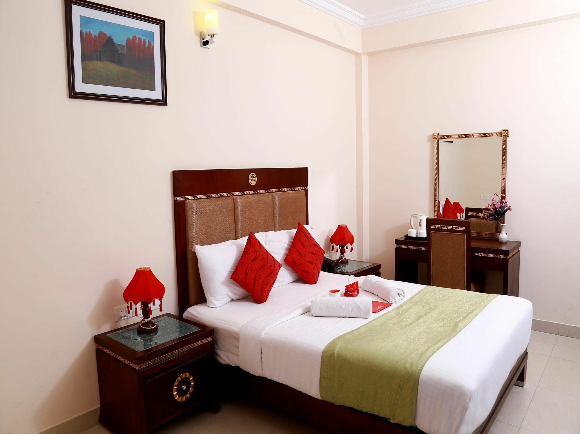 Oyo Rooms Pattom Marappalam Road Thiruvananthapuram Eksteriør bilde