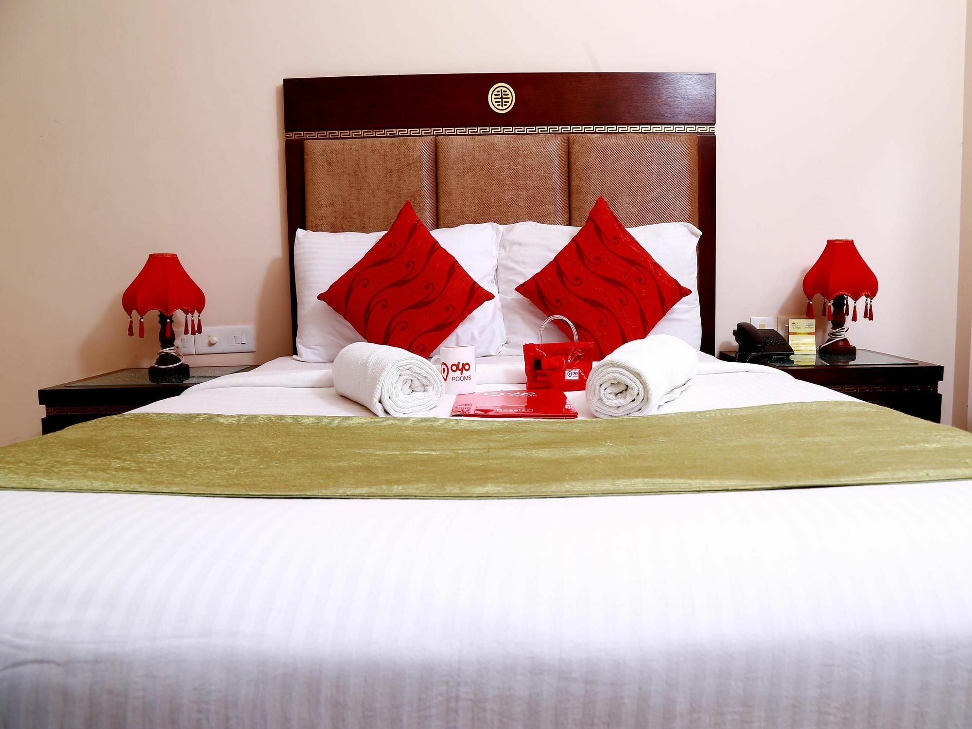 Oyo Rooms Pattom Marappalam Road Thiruvananthapuram Eksteriør bilde